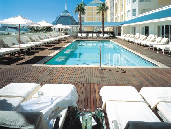 Table Bay Hotel - swimming pool