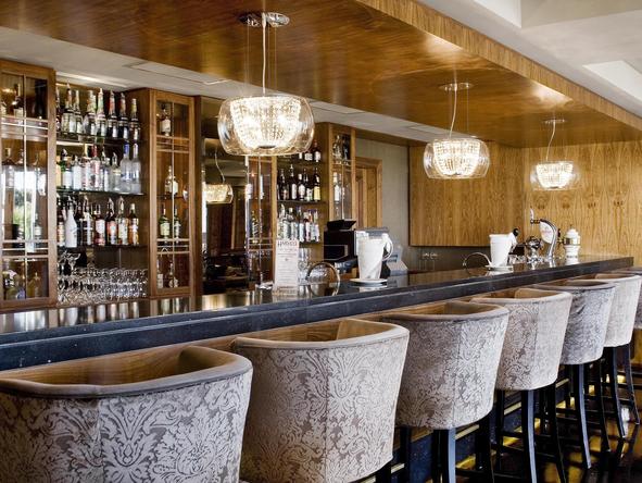 Winchester Mansions - bar