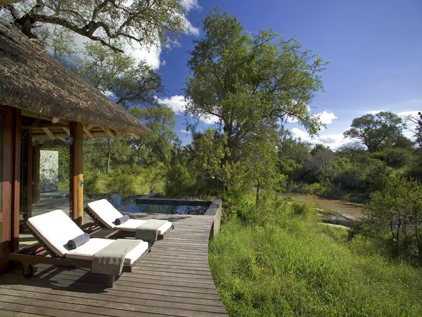 Leadwood Lodge - outdoor deck