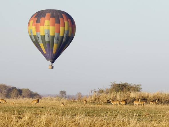 Busanga Bush Camp - balloon safari