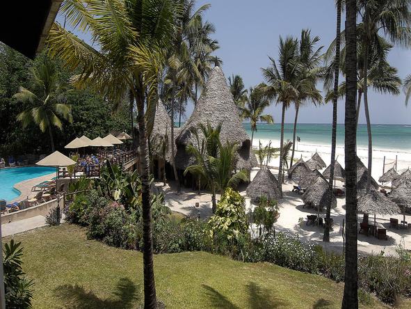 Pinewood Village Beach Resort - Exterior