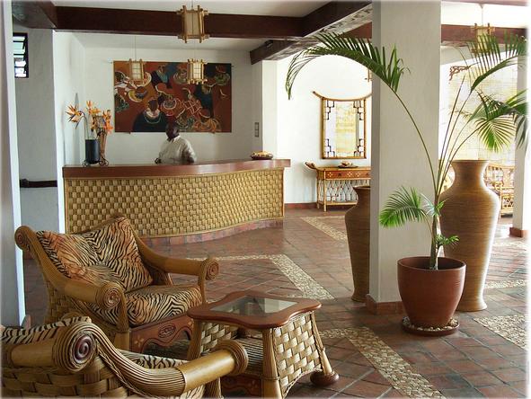Pinewood Village Beach Resort - sitting area