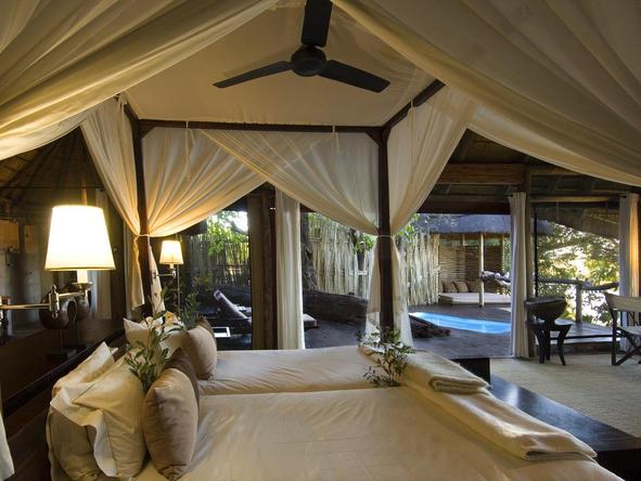 Kings Pool Camp - bed