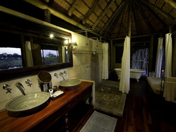 Kings Pool Camp - bathroom