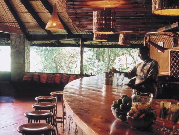 Kichwa Tembo Tented Camp - bar