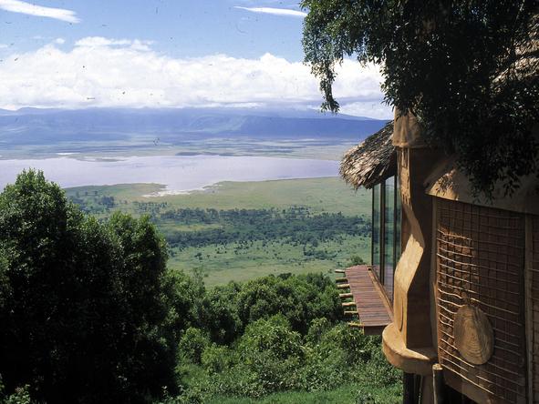 Ngorongoro Crater Lodge - viewing deck