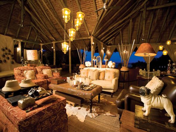 Kichwa Tembo Bateleur Camp - lounge
