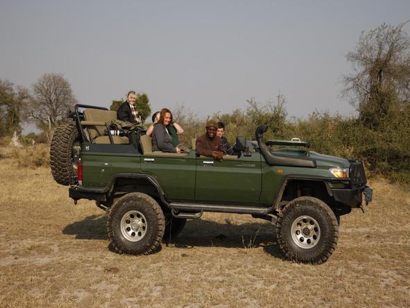 Duba Plains Camp - game drive