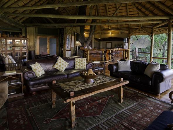 Kwetsani Camp - lounge