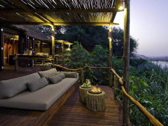 Serra Cafema Camp - deck