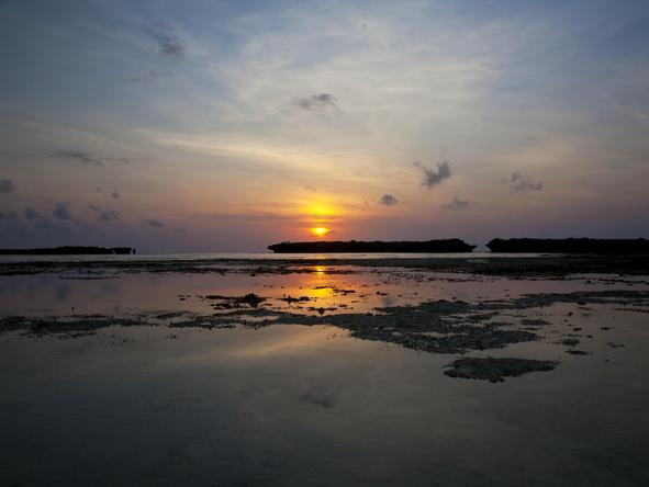 Azura @ Quilalea Private Island - Sunset