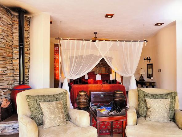 Tintswalo Safari Lodge - bedroom 1