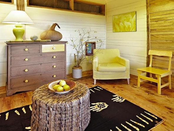 Volcanoes Bwindi Lodge - lounge