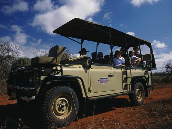 Amboseli Porini Camp - game drive