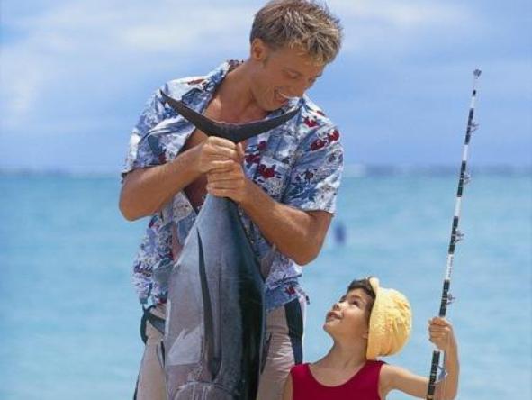 La Pirogue - family