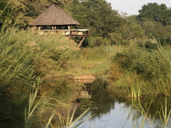 Londolozi Founders Camp - chalet exterior