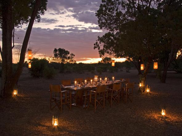 Richard's Camp - outdoor dining