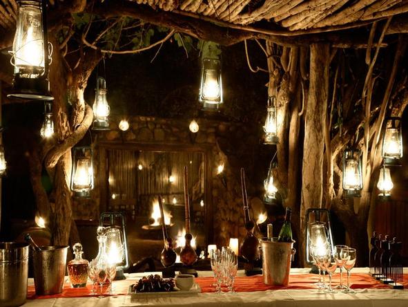 Londolozi Varty Camp - outdoor dining
