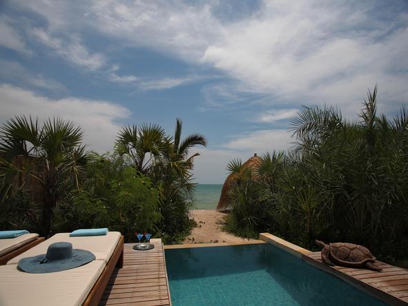 Azura Retreat - swimming