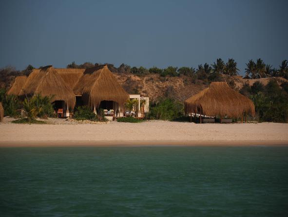 Azura Retreat - beach
