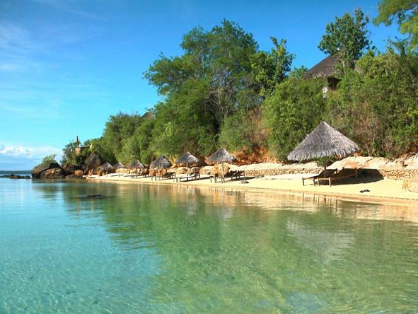Londo Lodge - Spend a day in the sun and enjoy the warm water.