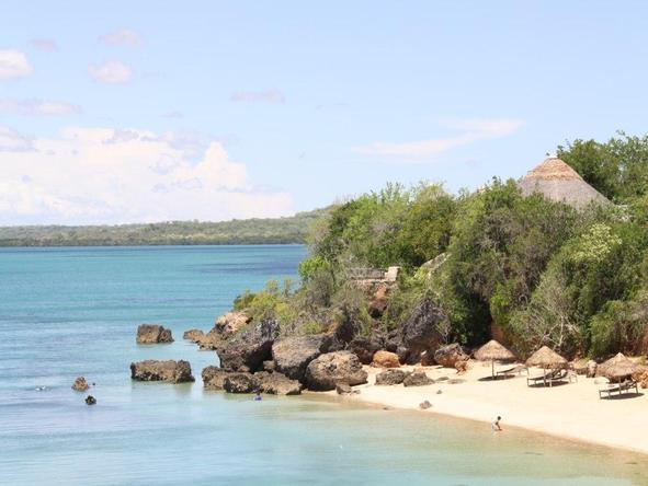 Londo Lodge - family beach