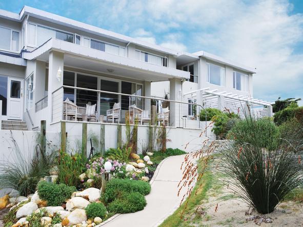 Leisure Isle Lodge - exterior view