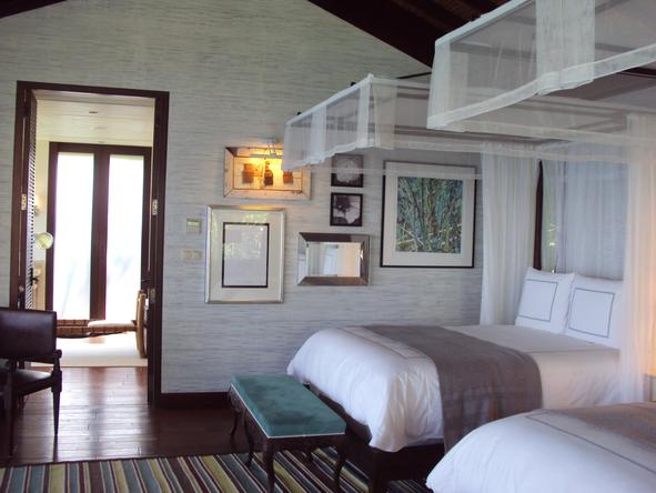 Four Seasons Resort Seychelles - twin-bedded room