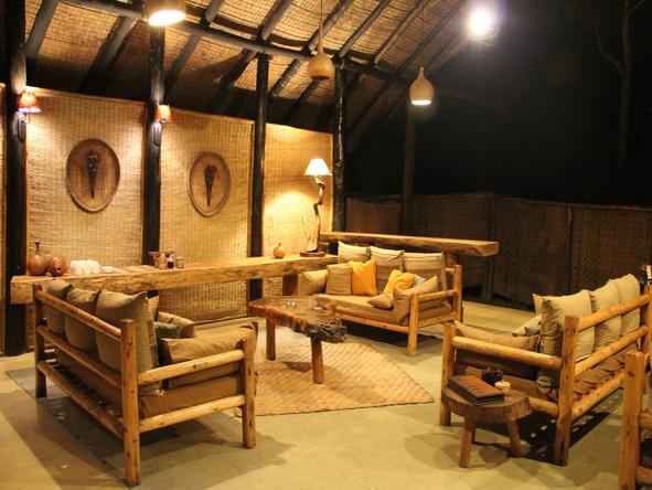 Ishasha Wilderness Camp - lounge