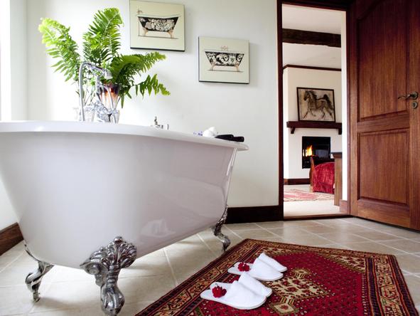 The Manor at Ngorongoro - bathroom