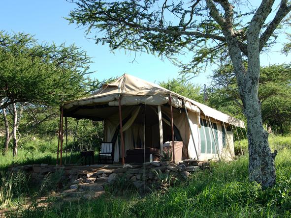 Dunia Camp - tent exterior