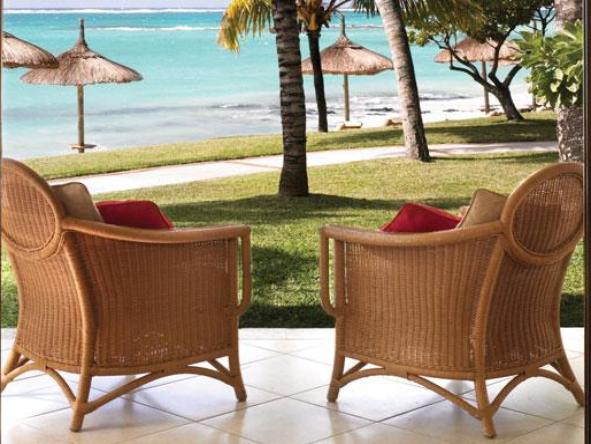 One&Only Le Saint Geran - armchairs on patio