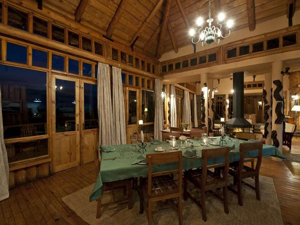 Chelinda Lodge - dining room
