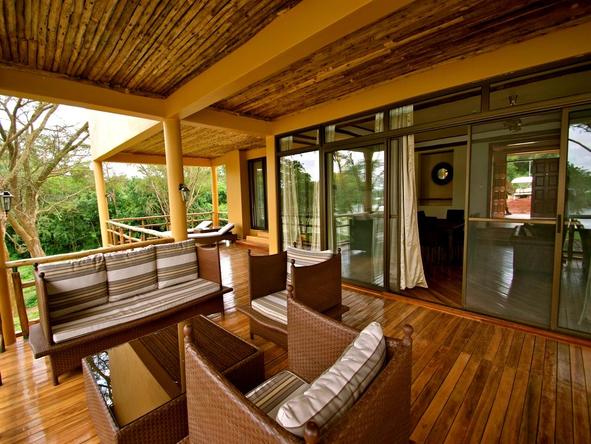 Chobe Safari Lodge - deck