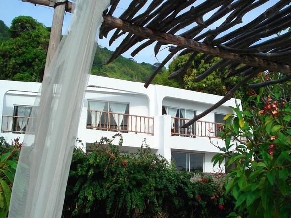 Bliss Hotel - exterior