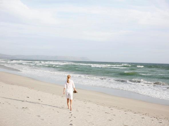 Birkenhead House - beach walk
