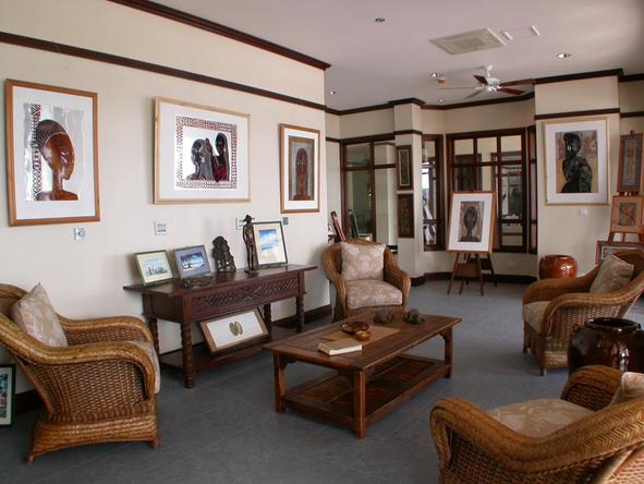 The Wharf Hotel and Marina - main lounge