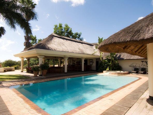 Ilala Lodge - Pool