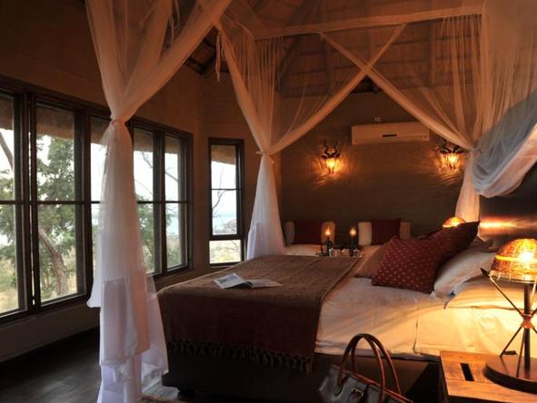 Ngoma Safari Lodge - Bedroom