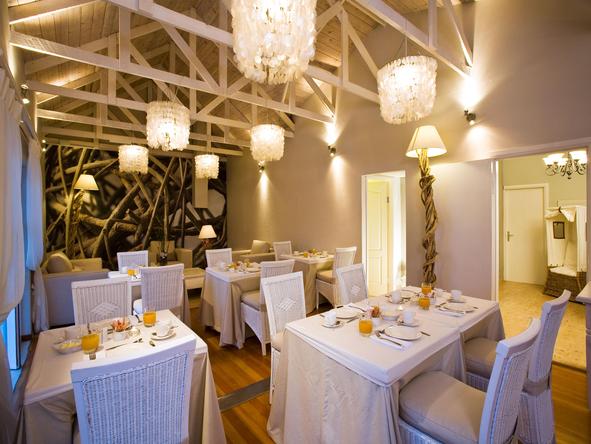 Swakopmund Guesthouse - dining room