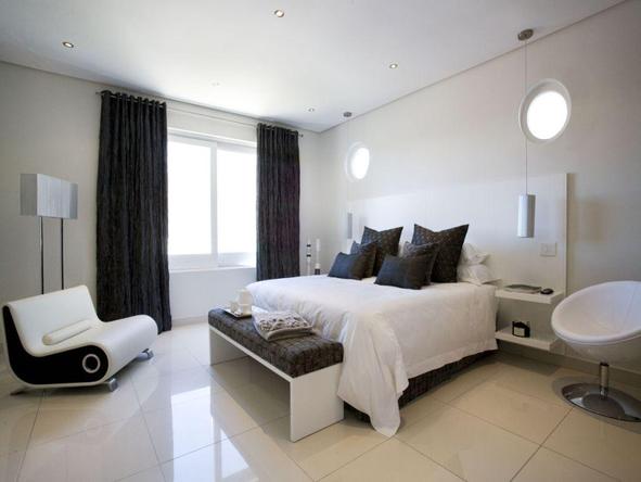 Villa Zest Boutique Hotel - black and white room