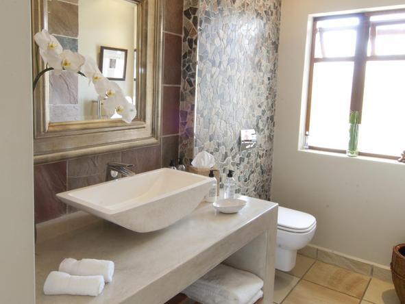 Aquavit Guest House - bathroom 2