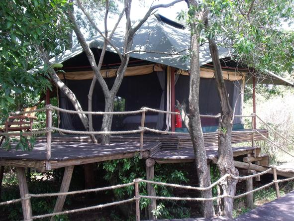 Mara Plains - tent exterior