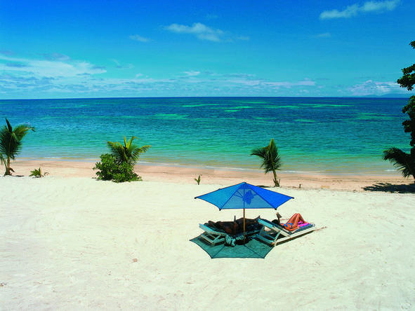 Coco De Mer - beach