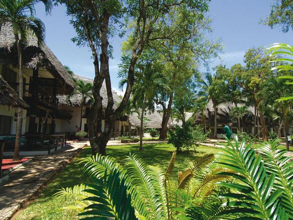 Sandies Coconut Village - Garden