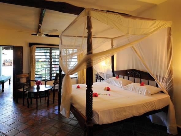 Sandies Coconut Village - Bedroom