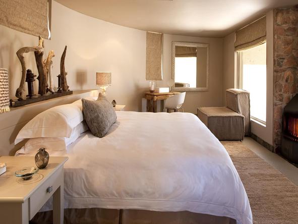 Sossusvlei Desert Lodge - Bedroom 2