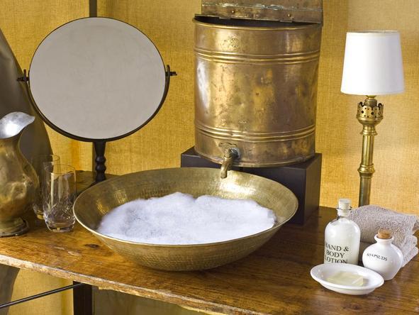 Serengeti Under Canvas -Bathroom 