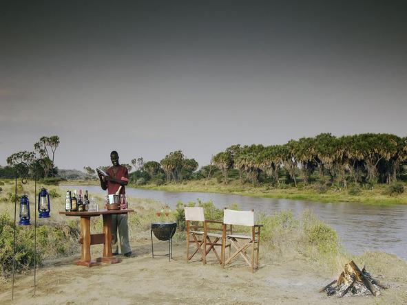Elephant Bedroom Camp - Bush Dining 