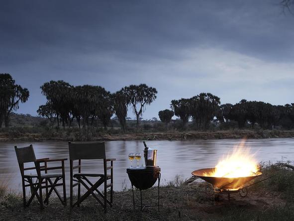 Elephant Bedroom Camp -Fire 